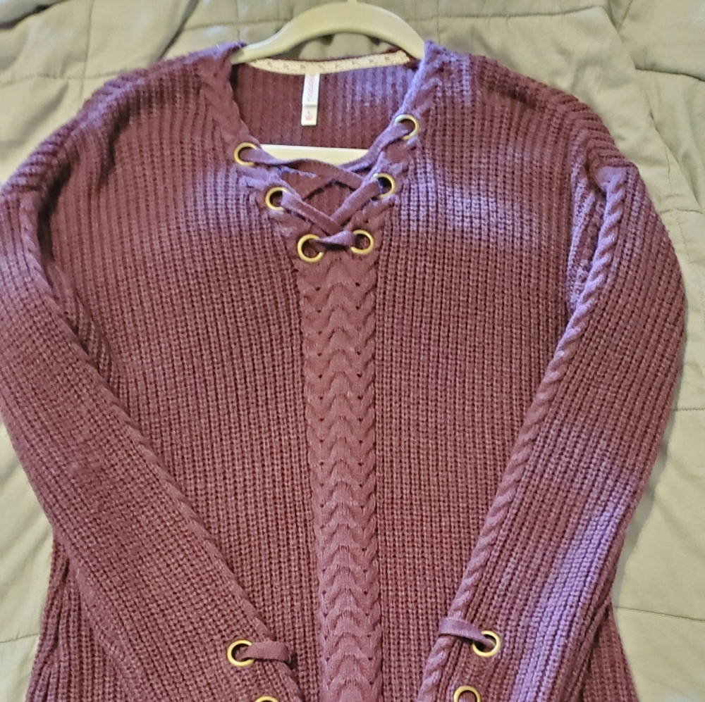 Womens Plum Sweater